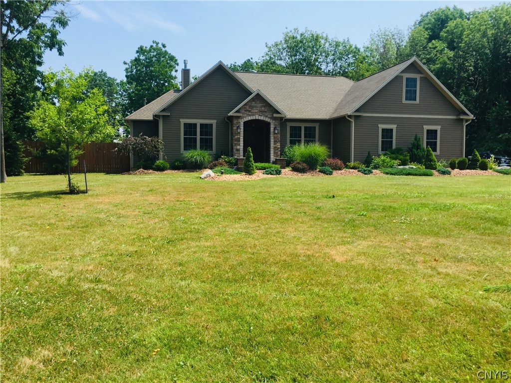 5178 Munro Road Camillus, NY 13031 - Photo 6 of 40