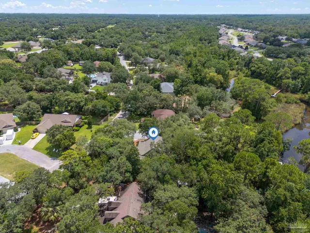 a picture of a wall with white wall and picture