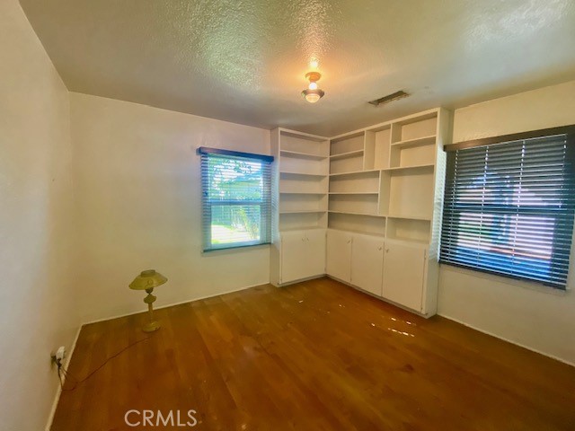 8 West 25th Street Merced, CA 95340 - Photo 8 of 14