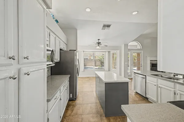 $899,000 | 1300 North Sycamore Court, Chandler, AZ 85224