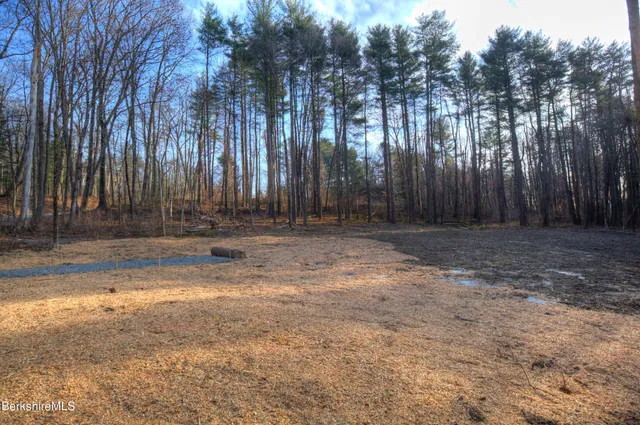 $220,000 | 13 Rattlesnake Mountain Road, Stockbridge, MA 01262