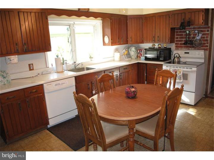 1218 Clymer Road Hatfield, PA 19440 - Photo 8 of 23 Kitchen