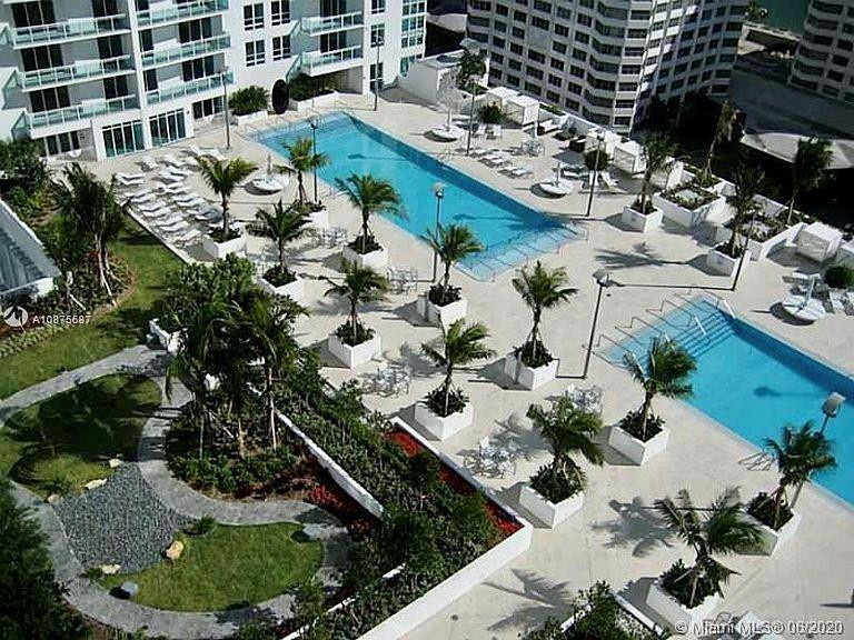 951 Brickell Avenue, Unit 3611 Miami, FL 33131 - Photo 8 of 8 Photo 8