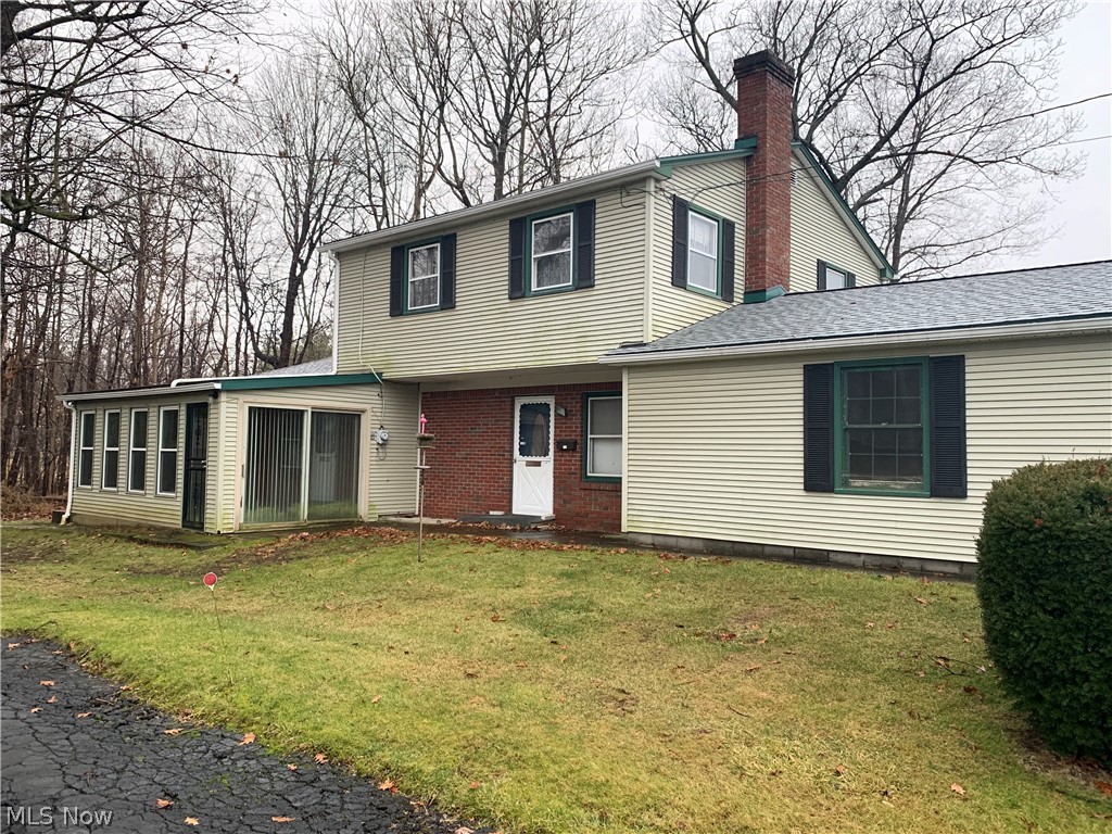249 Shields Road Youngstown, OH 44512 - Photo 2 of 28 Gallery Image 2
