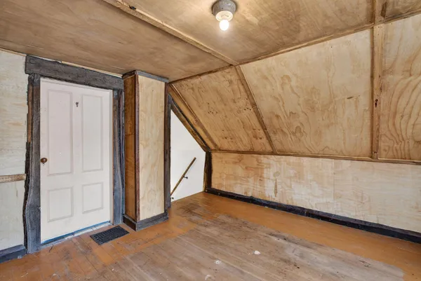 $290,000 | 1 Melvin Avenue, Old Orchard Beach, ME 04064