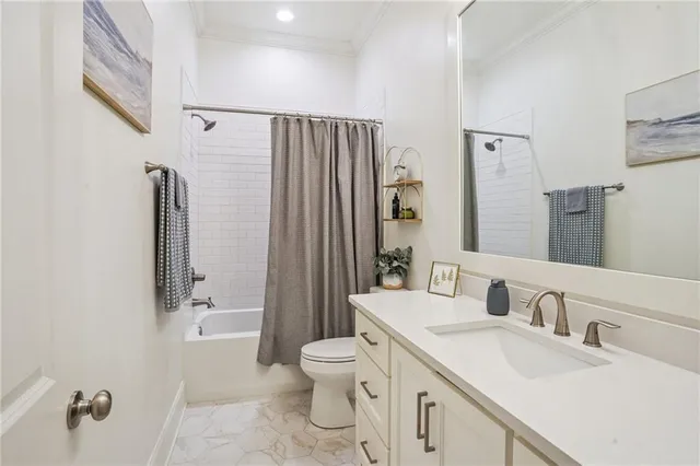 $635,000 | 4080 Cypress Point Drive, Covington, LA 70433