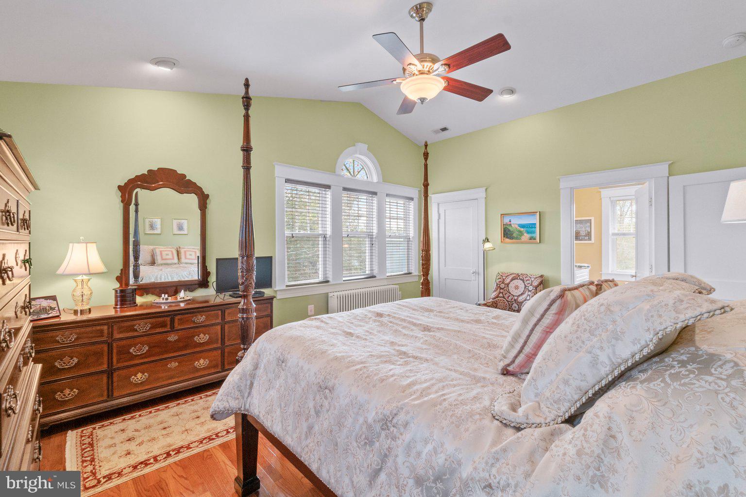4215 Kensington Road Baltimore, MD 21229 - Photo 24 of 60
