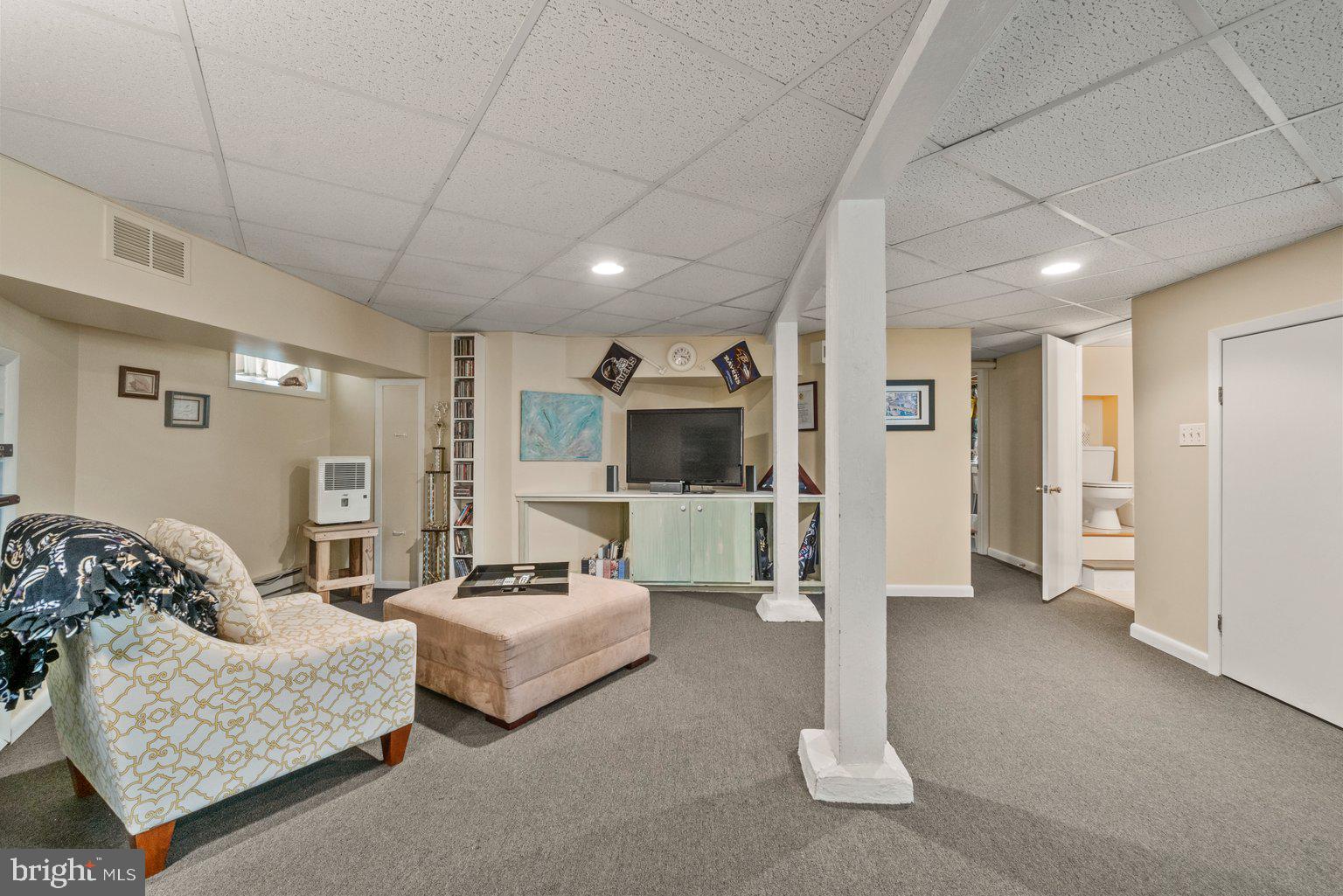 4215 Kensington Road Baltimore, MD 21229 - Photo 39 of 60 Family room lower level