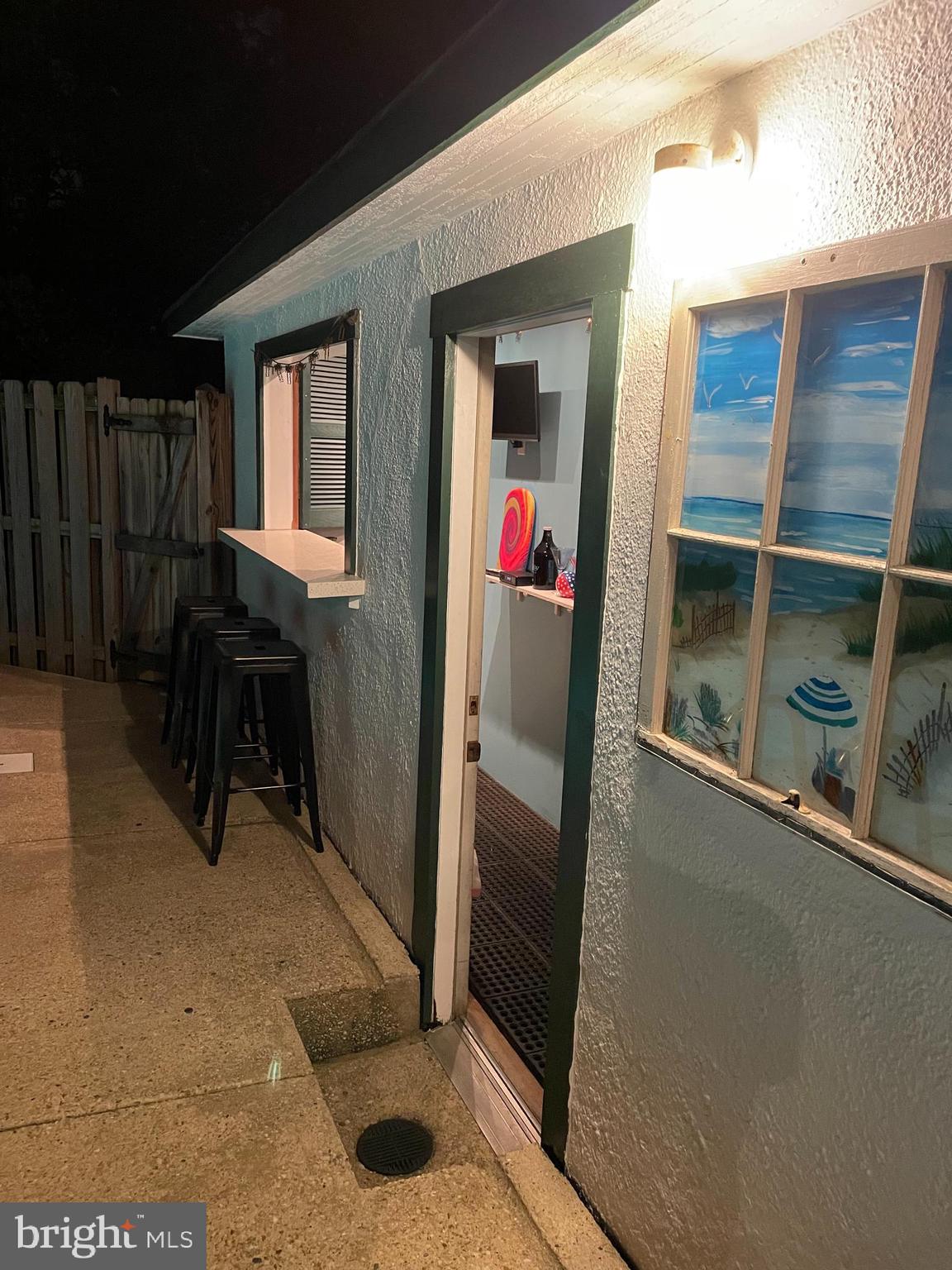 4215 Kensington Road Baltimore, MD 21229 - Photo 49 of 60 Pool house night lighting