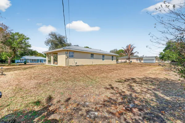 $260,000 | 3382 Northwest 22nd Avenue, Okeechobee, FL 34972