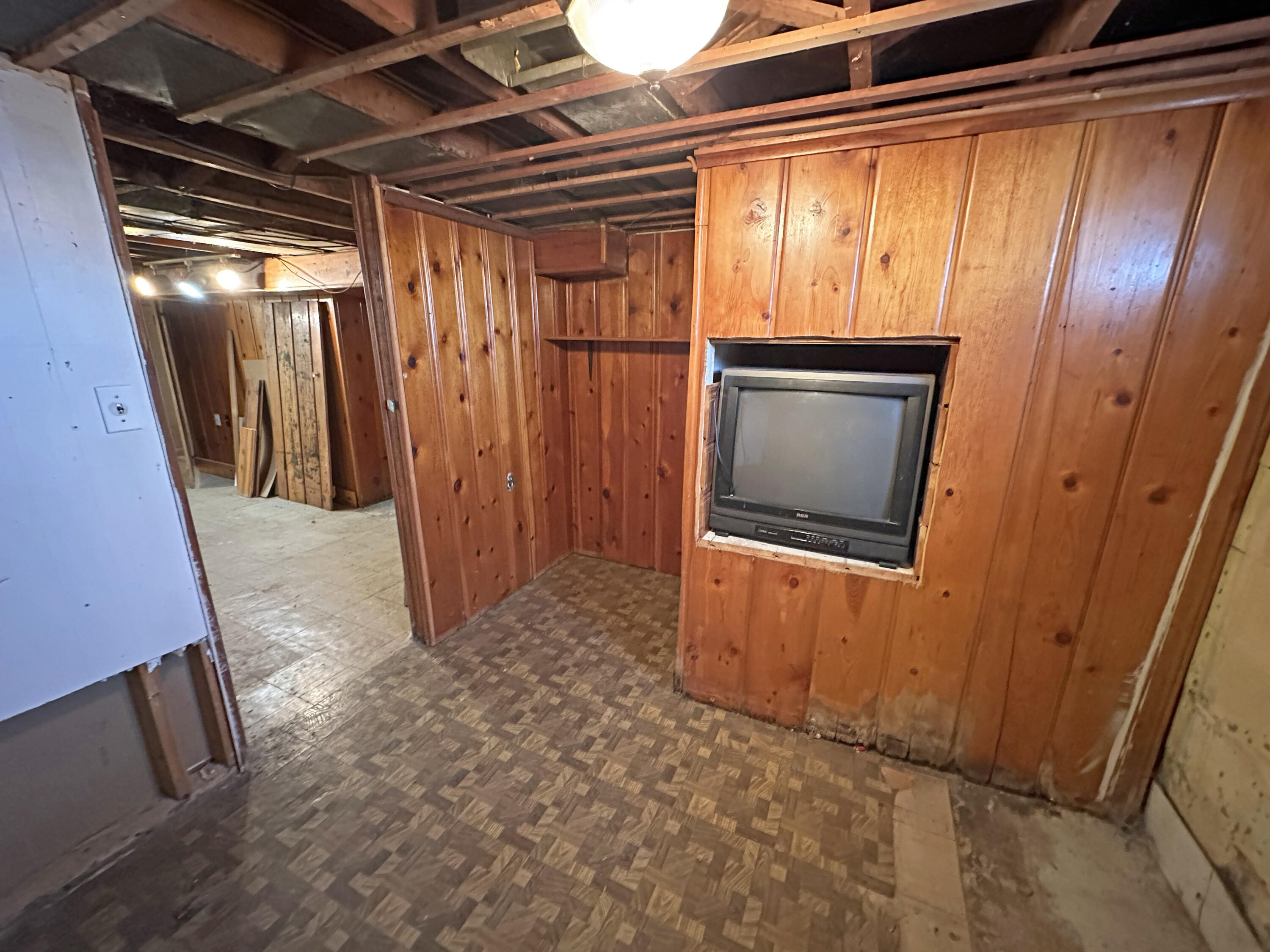 2500 Carleton Rockwood Road Carleton, MI 48117 - Photo 14 of 21 Basement