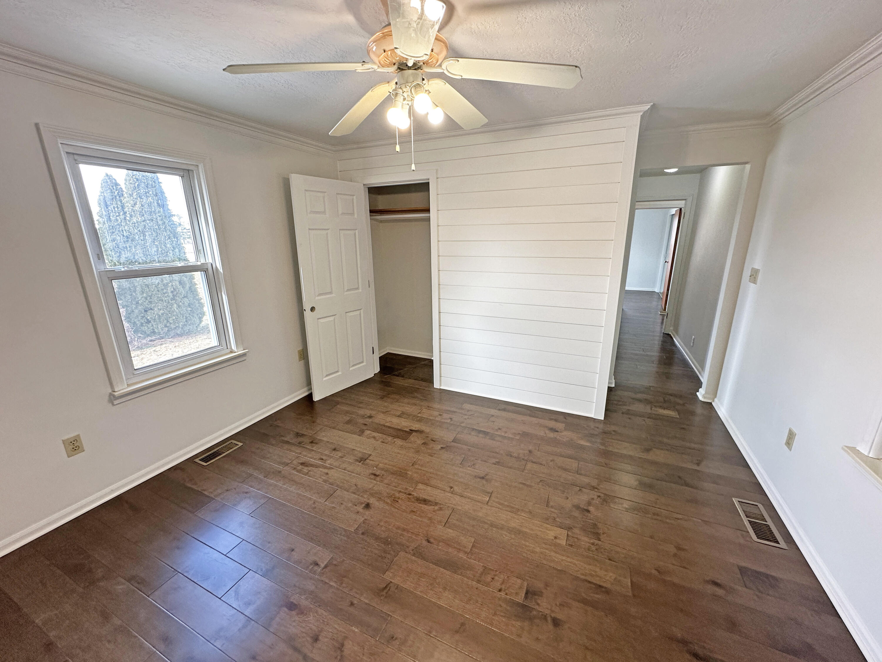 2500 Carleton Rockwood Road Carleton, MI 48117 - Photo 8 of 21 Primary Bedroom