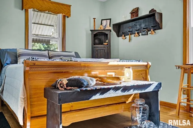 $179,900 | 116 Jibben Street, Green Valley, IL 61534