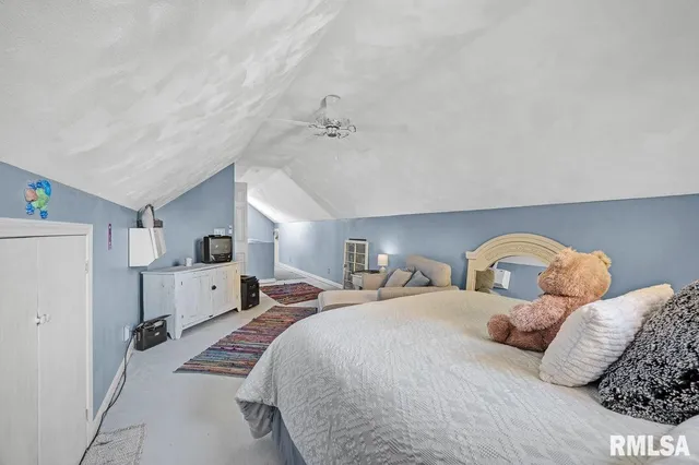 $179,900 | 116 Jibben Street, Green Valley, IL 61534