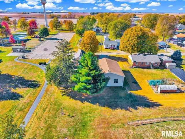 $179,900 | 116 Jibben Street, Green Valley, IL 61534