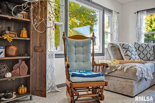 $179,900 | 116 Jibben Street, Green Valley, IL 61534