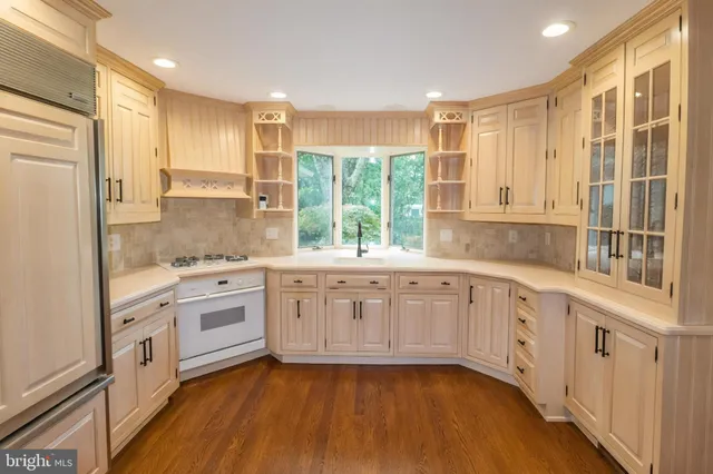 $760,000 | 2003 Brandywood Lane, Wilmington, DE 19810