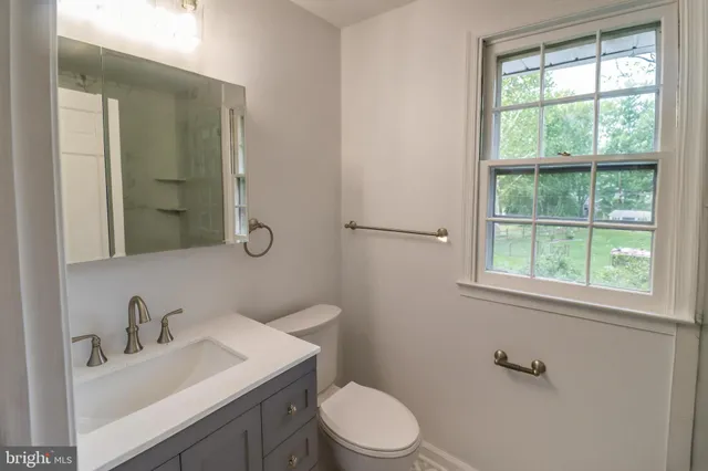 $760,000 | 2003 Brandywood Lane, Wilmington, DE 19810