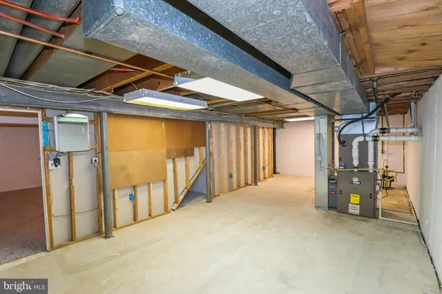 $760,000 | 2003 Brandywood Lane, Wilmington, DE 19810