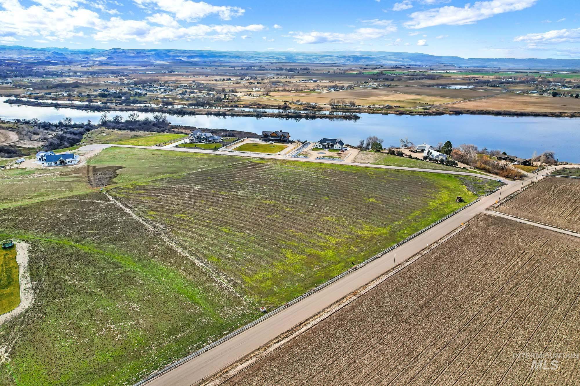 Tbd Tbd Tbd Cabernet Lane Caldwell, ID 83607 - Photo 5 of 23 Overview of rural landscape featuring a water and mountain view and extensive farmland