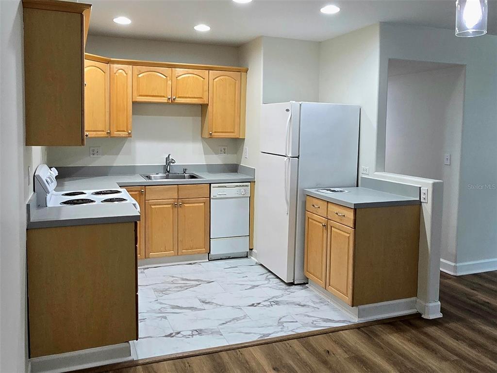 940 Lake Destiny Road, Unit H Altamonte Springs, FL 32714 - Photo 4 of 15
