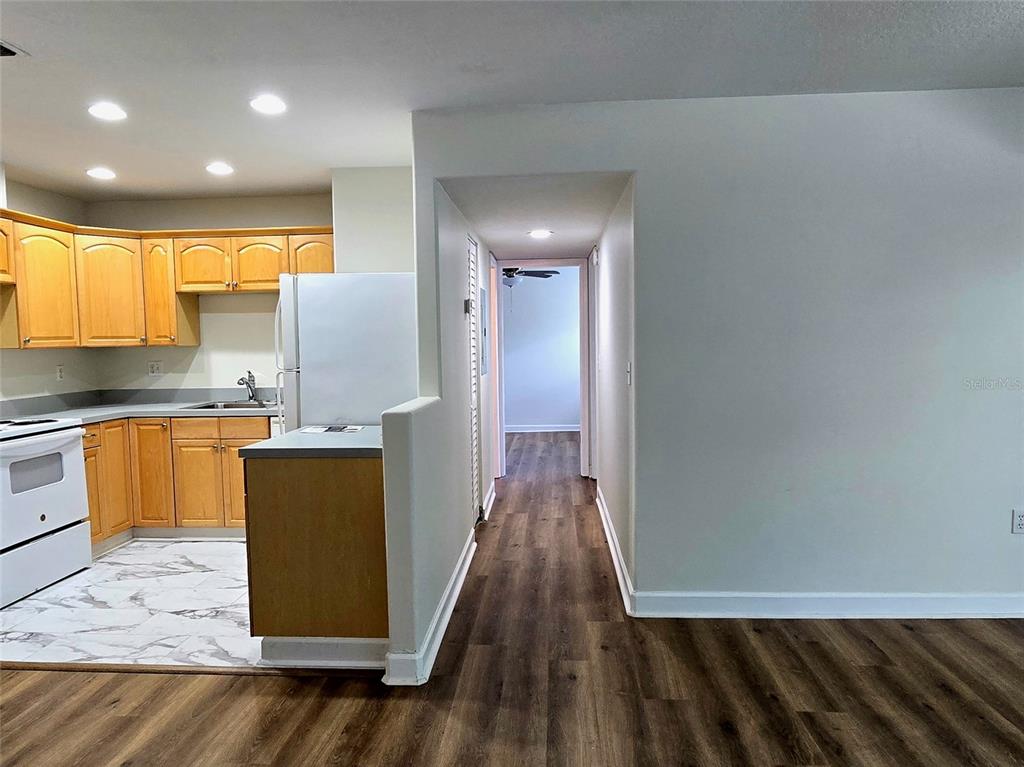 940 Lake Destiny Road, Unit H Altamonte Springs, FL 32714 - Photo 6 of 15