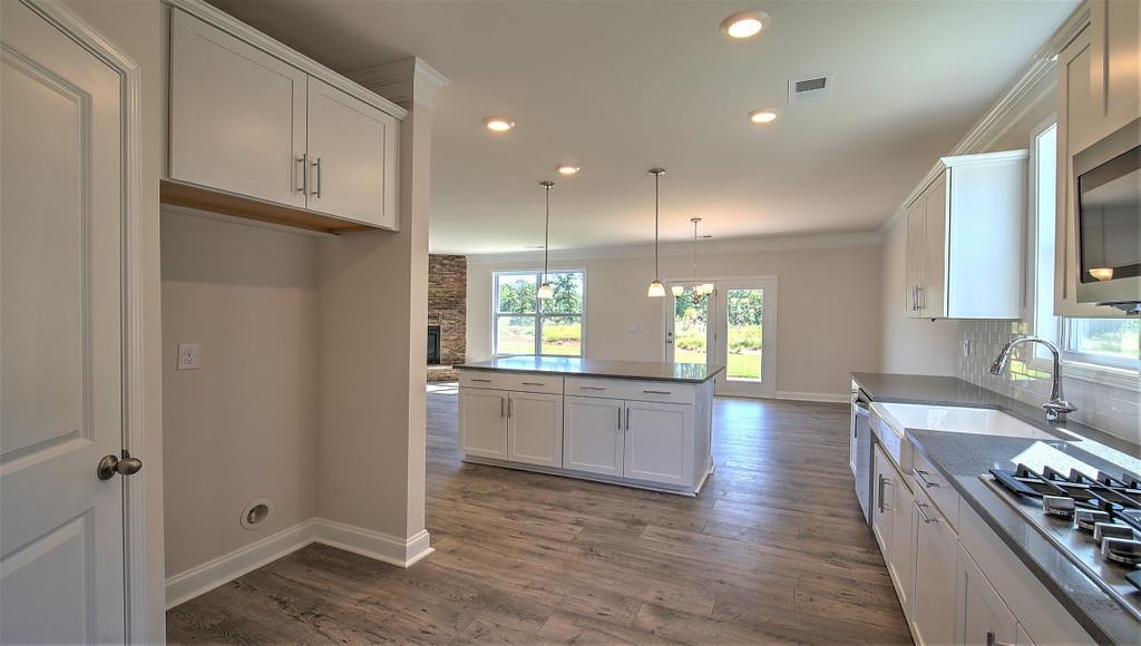 6223 Graymount Trail Boiling Springs, SC 29316 - Photo 2 of 21