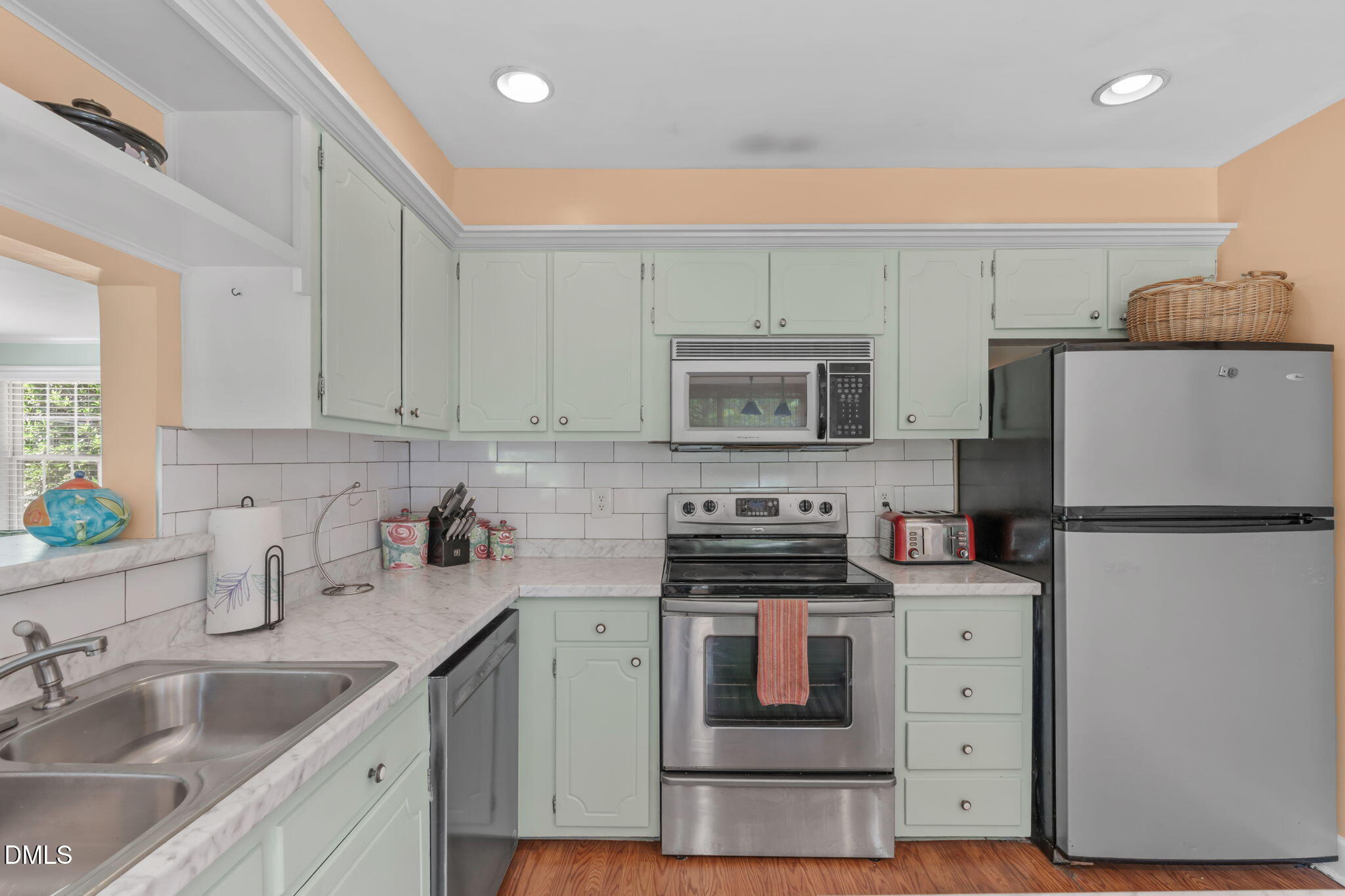 518 Holden Street Raleigh, NC 27604 - Photo 11 of 37 A-9