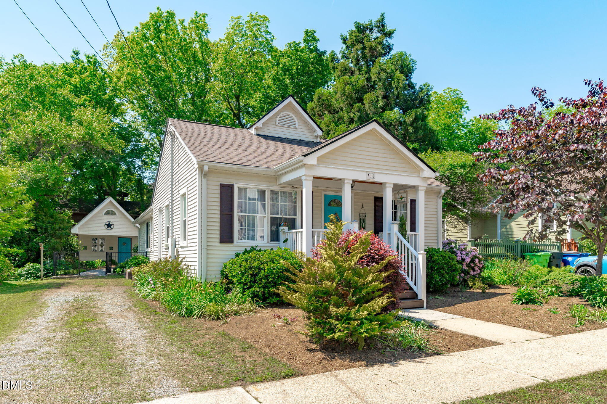 518 Holden Street Raleigh, NC 27604 - Photo 2 of 37 B-11