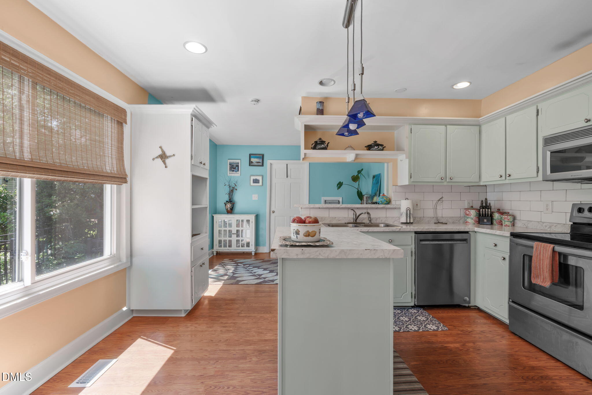 518 Holden Street Raleigh, NC 27604 - Photo 9 of 37 A-7