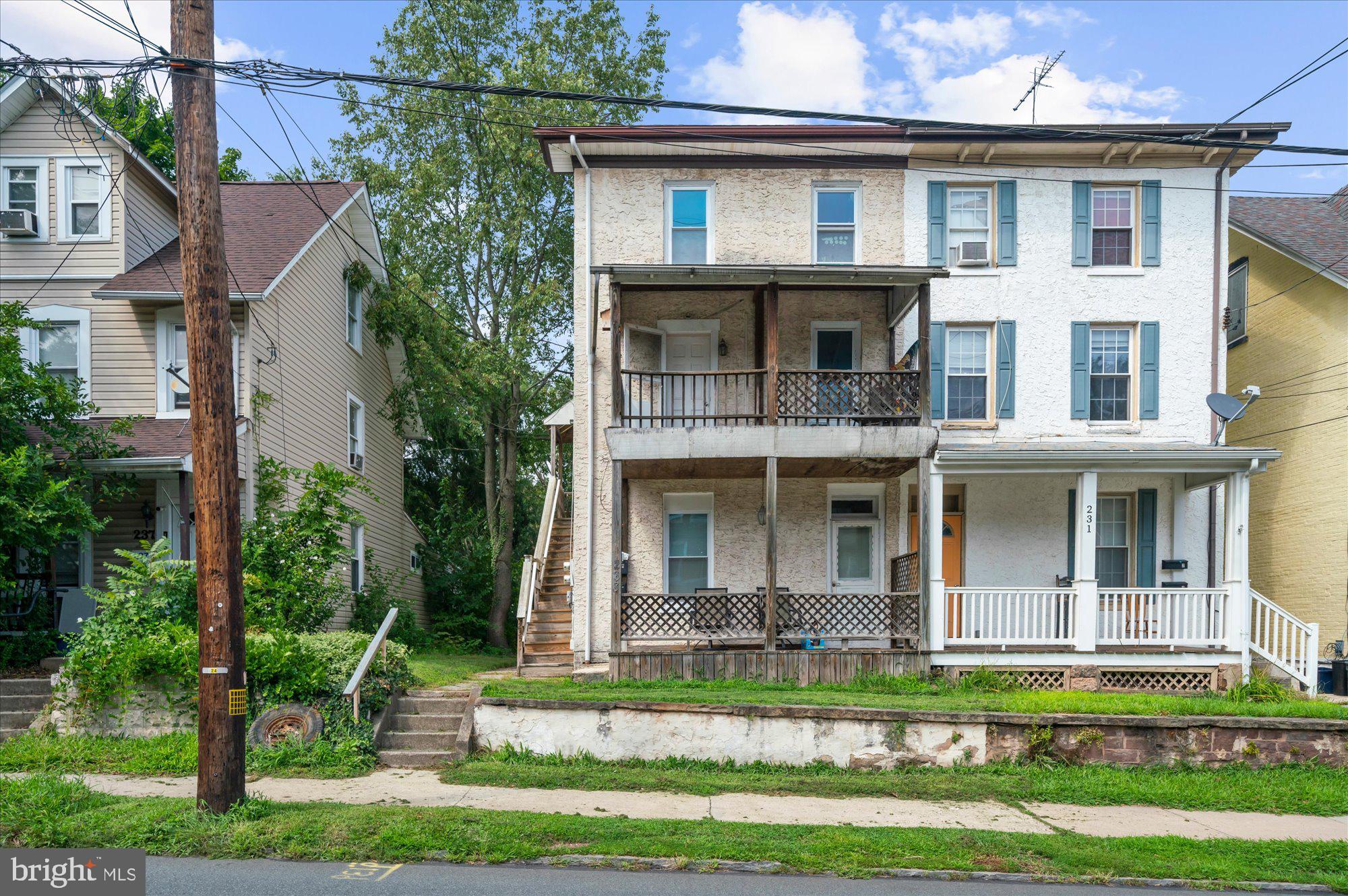 233 Bridge Street Spring City, PA 19475 - Photo 2 of 29 Gallery Image 2