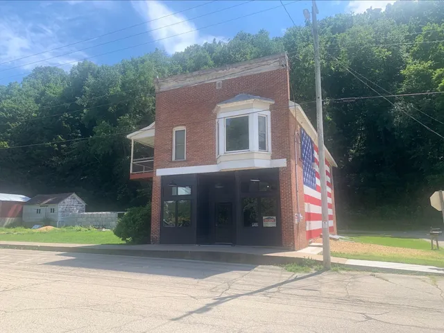 $138,000 | 13229 Main Street, Glen Haven, WI 53810