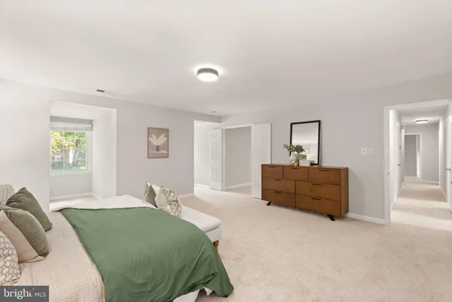 $1,100,000 | 10134 Red Spruce Road, Fairfax, VA 22032