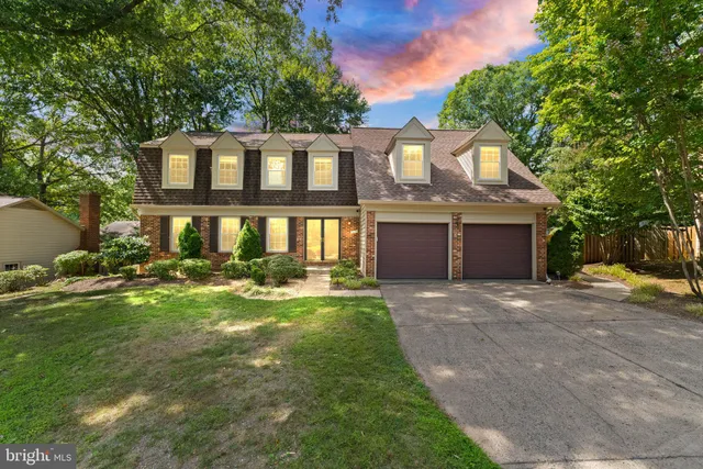 $1,100,000 | 10134 Red Spruce Road, Fairfax, VA 22032
