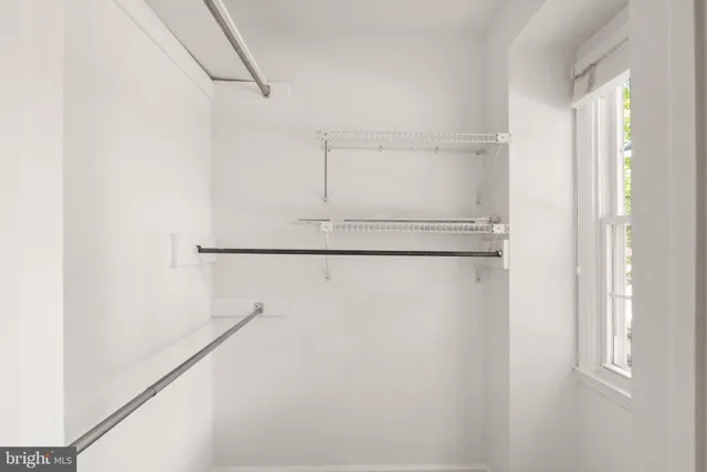 $1,100,000 | 10134 Red Spruce Road, Fairfax, VA 22032