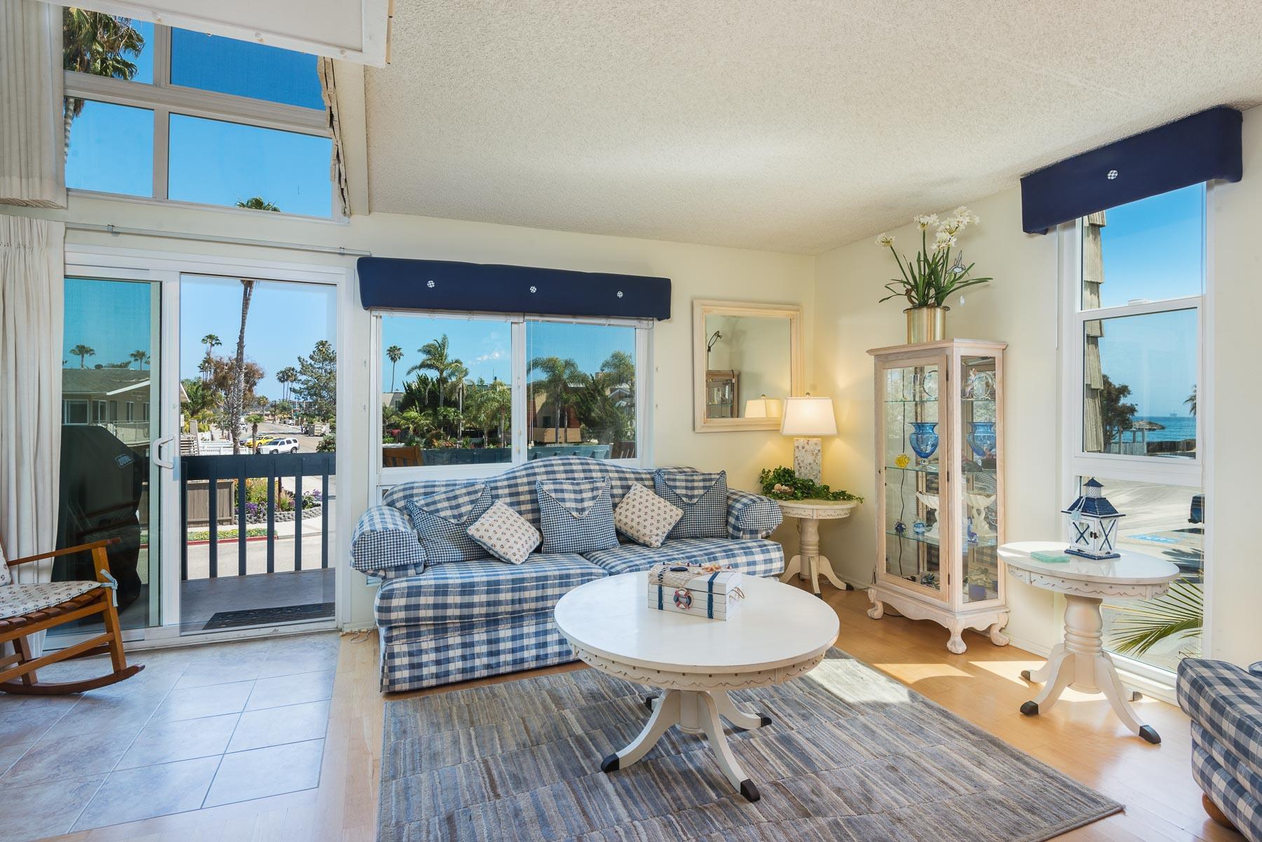 4700 Sandyland Road, Unit 59 Carpinteria, CA 93013 - Photo 1 of 12 Living Room