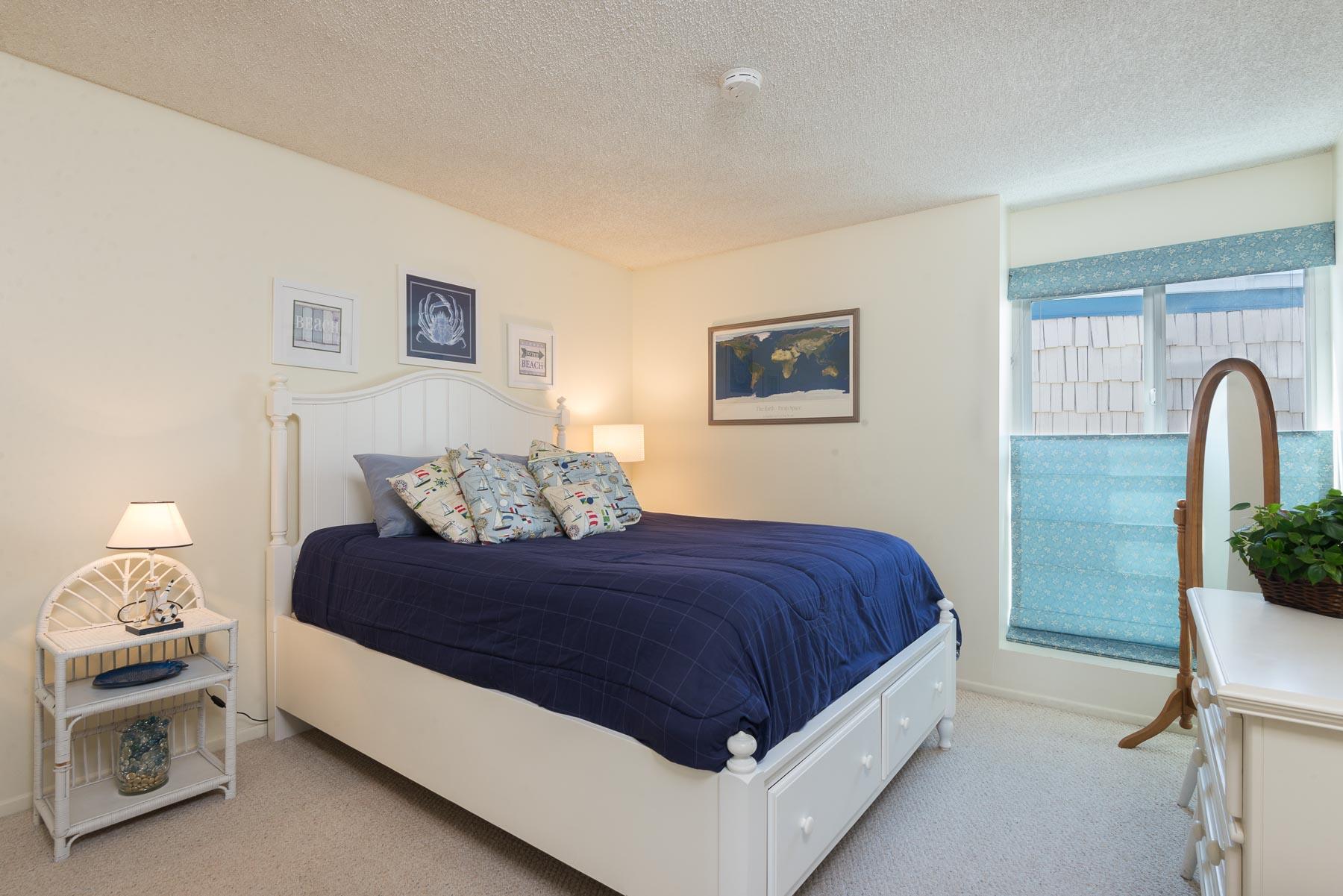 4700 Sandyland Road, Unit 59 Carpinteria, CA 93013 - Photo 7 of 12 Bedroom 2