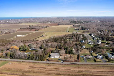 $1,999,000 | 1800 Sound Avenue, Mattituck, NY 11952