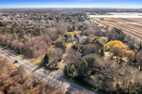 $1,890,000 | 1800 Sound Avenue, Mattituck, NY 11952
