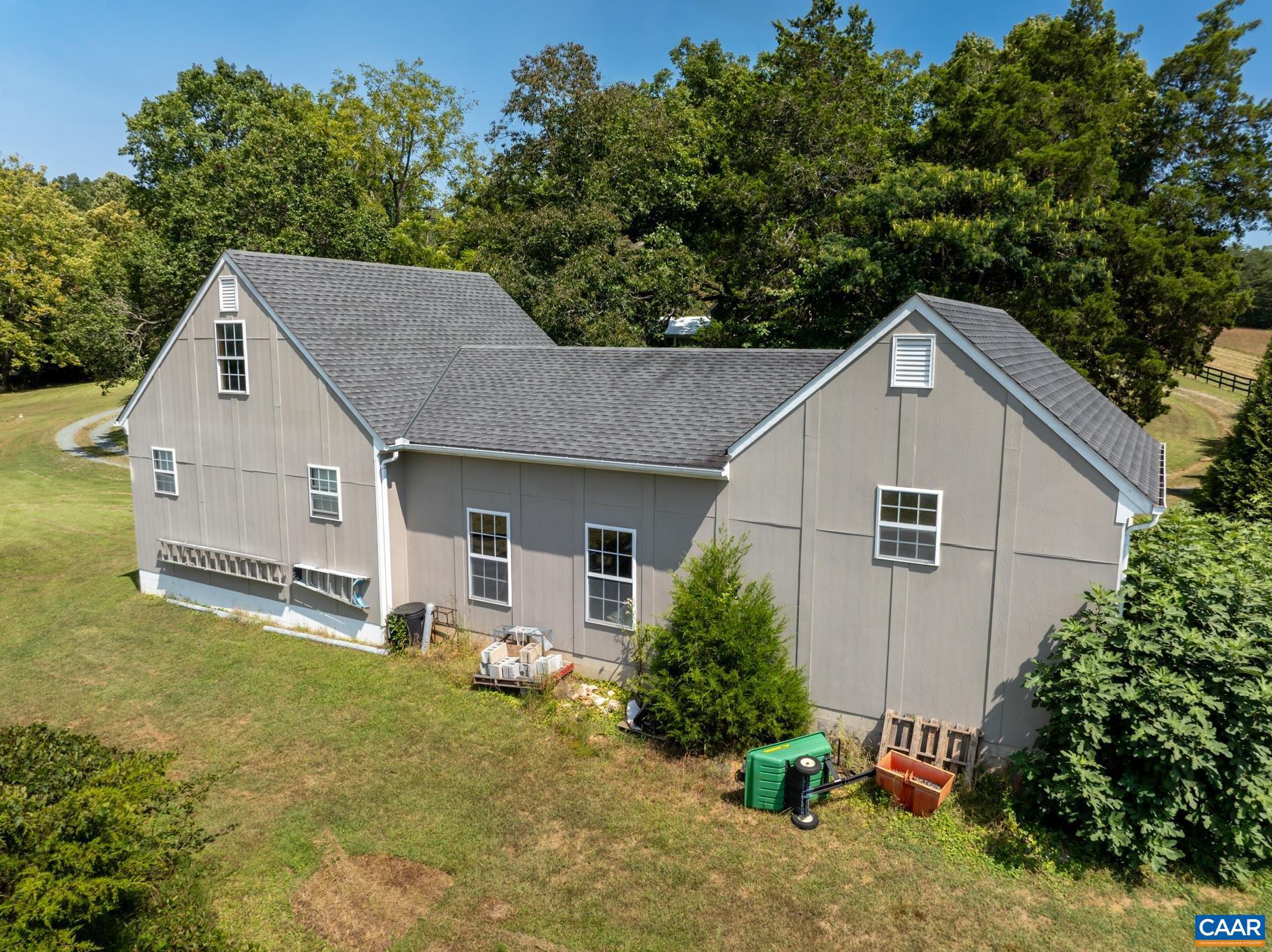 1128 Beaverdam Road Keswick, VA 22947 - Photo 17 of 74