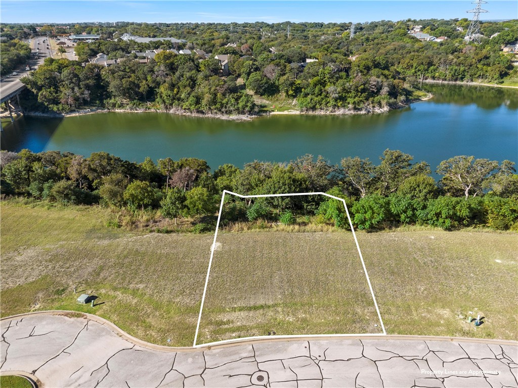 32 Enclave Court Waco, TX 76708 - Photo 4 of 20