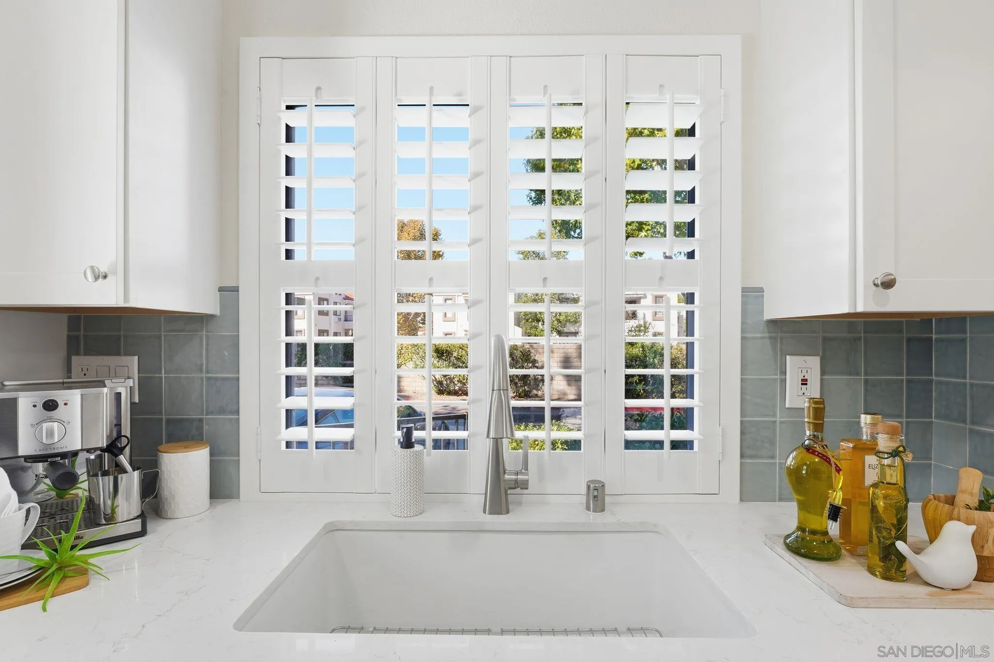 8480 New Salem Street, Unit 103 San Diego, CA 92126 - Photo 10 of 29 a view of livingroom with furniture