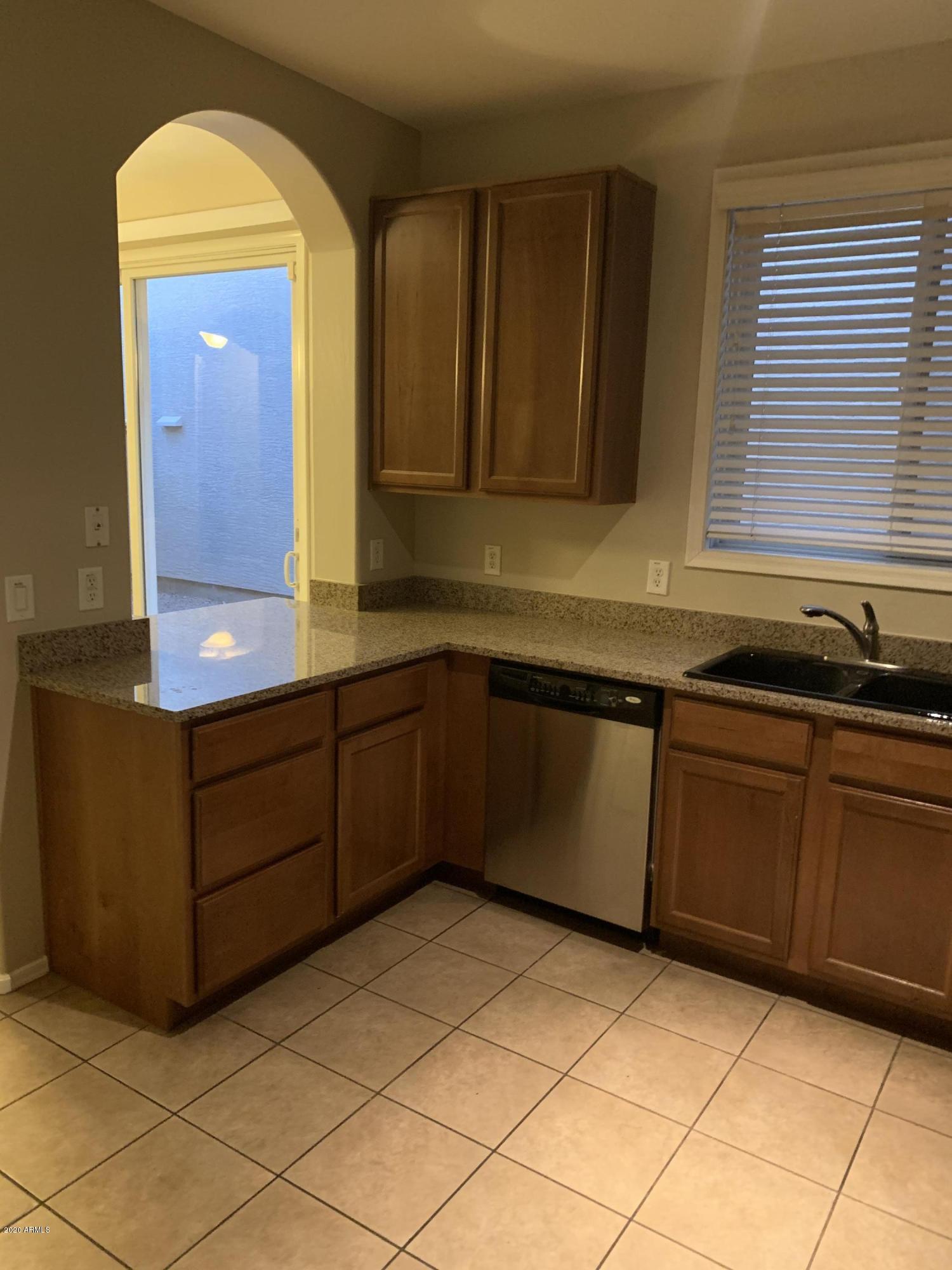 3900 East Gideon Way Gilbert, AZ 85296 - Photo 10 of 37 Kitchen 4