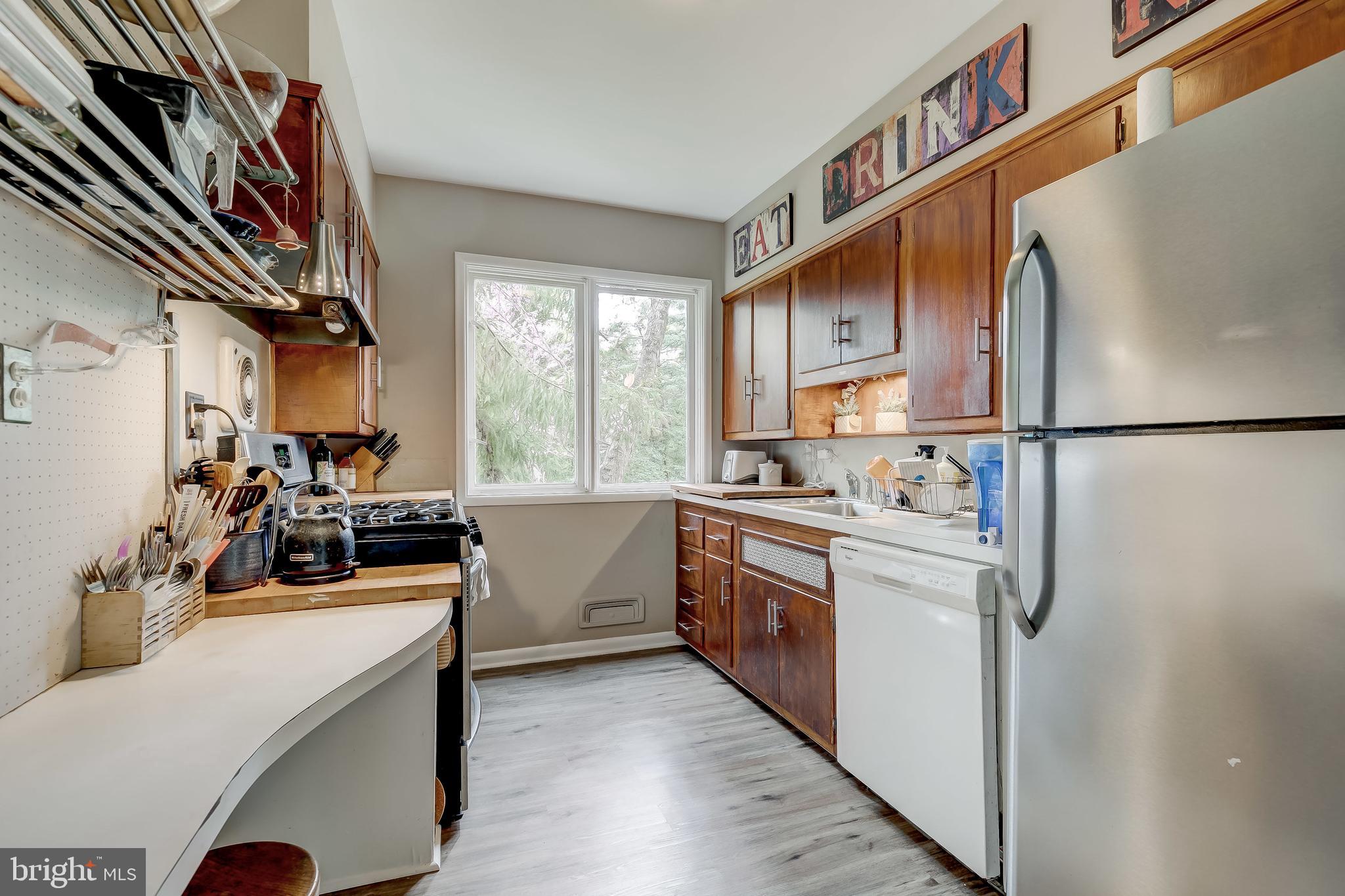 4801 Woodside Road Baltimore, MD 21229 - Photo 14 of 37 Gallery Image 14