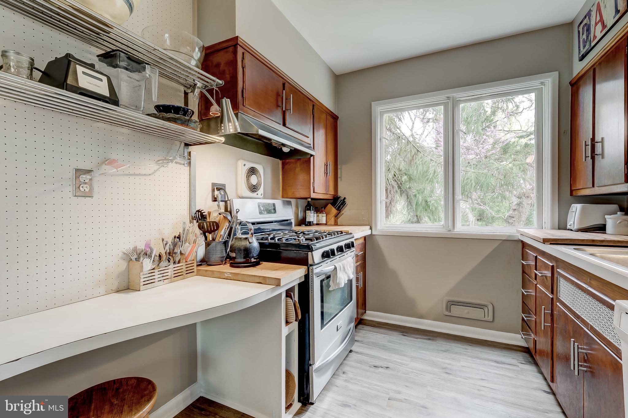4801 Woodside Road Baltimore, MD 21229 - Photo 15 of 37 Gallery Image 15
