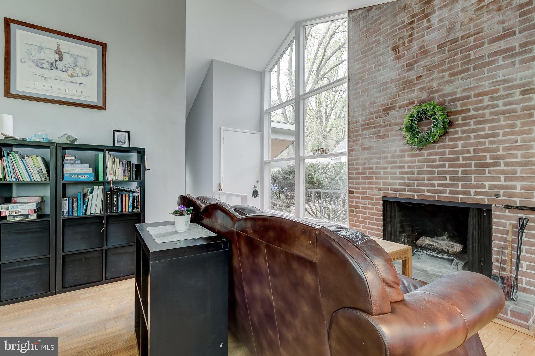 4801 Woodside Road Baltimore, MD 21229 - Photo 9 of 37 Gallery Image 9