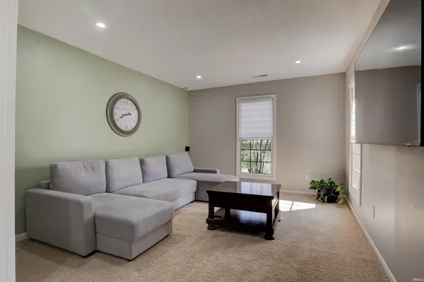 $799,900 | 3406 Douglas Drive, Vincennes, IN 47591