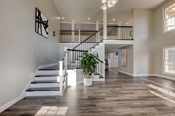 $799,900 | 3406 Douglas Drive, Vincennes, IN 47591
