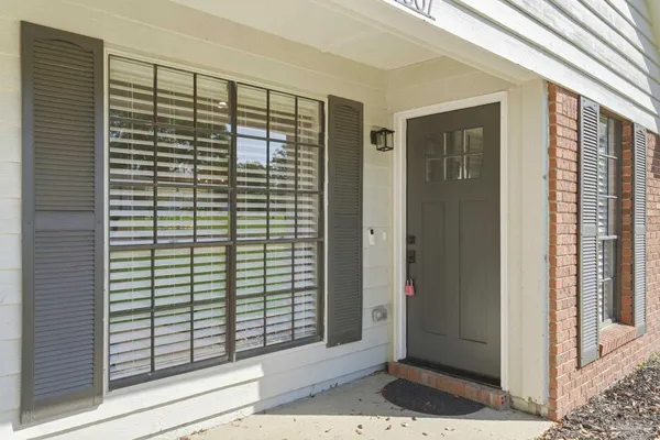 $2,000 | 4607 La Borde Lane, Pensacola, FL 32514