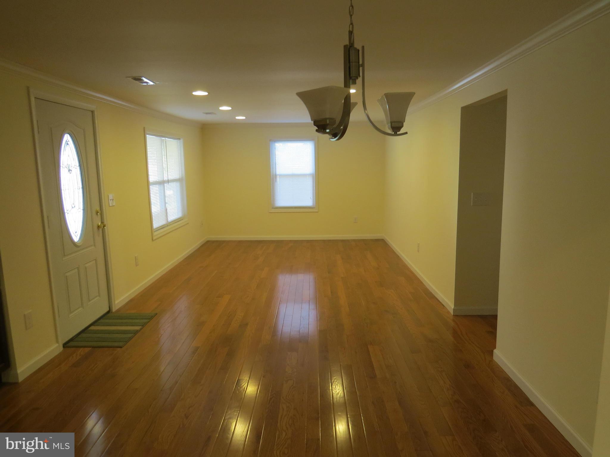1701 Ridgely Road Edgewater, MD 21037 - Photo 9 of 22 Interior (General)